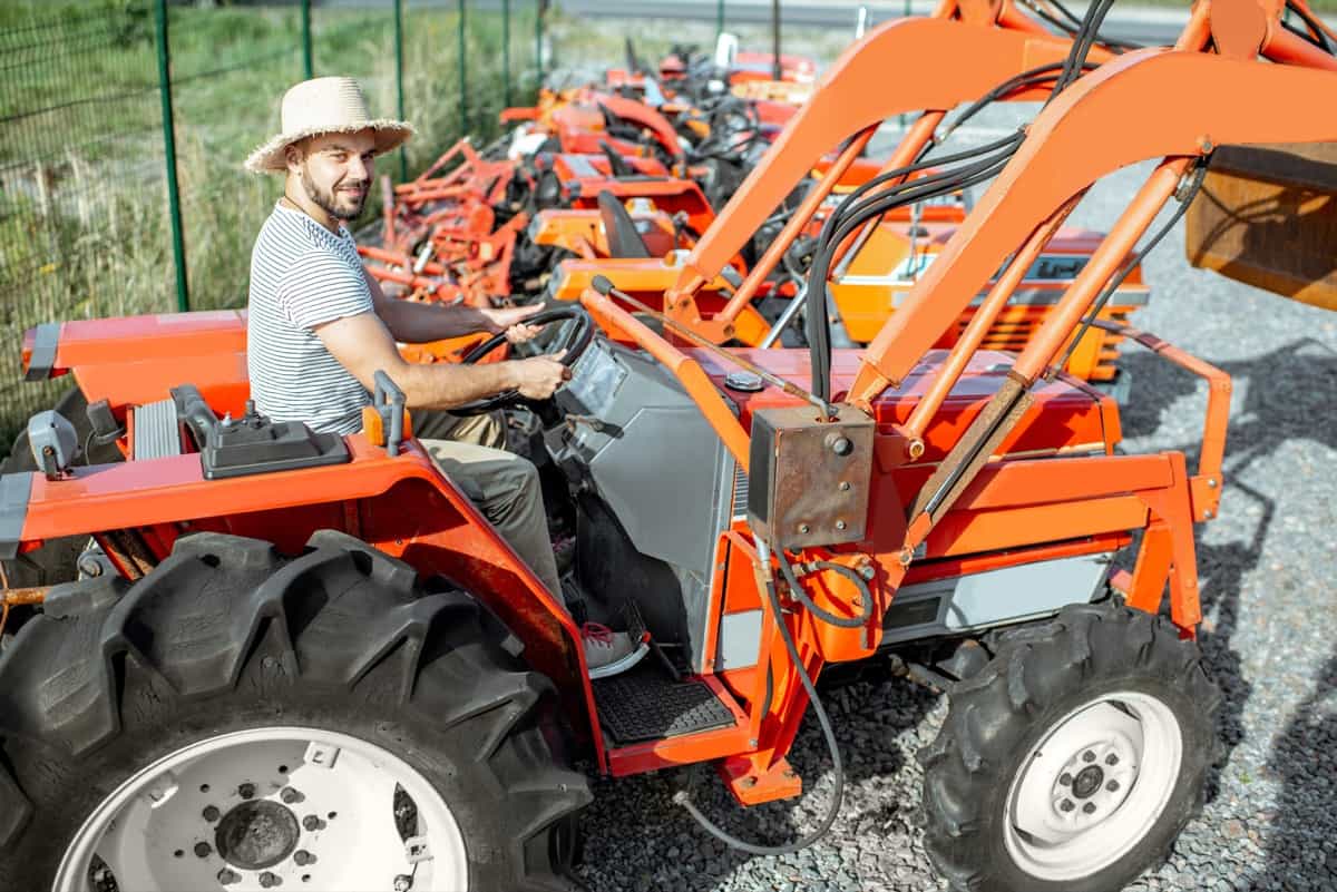 How to Choose the Right Tractor for Your Farm